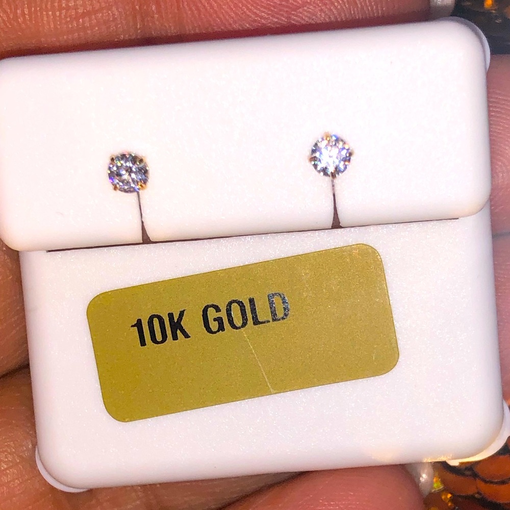 10k solid gold screw back studs 3mm real gold earrings for men women or kids WOW